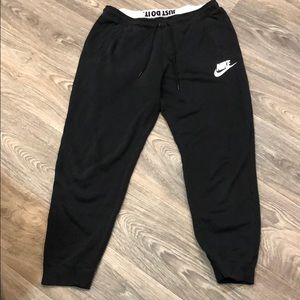Nike Joggers